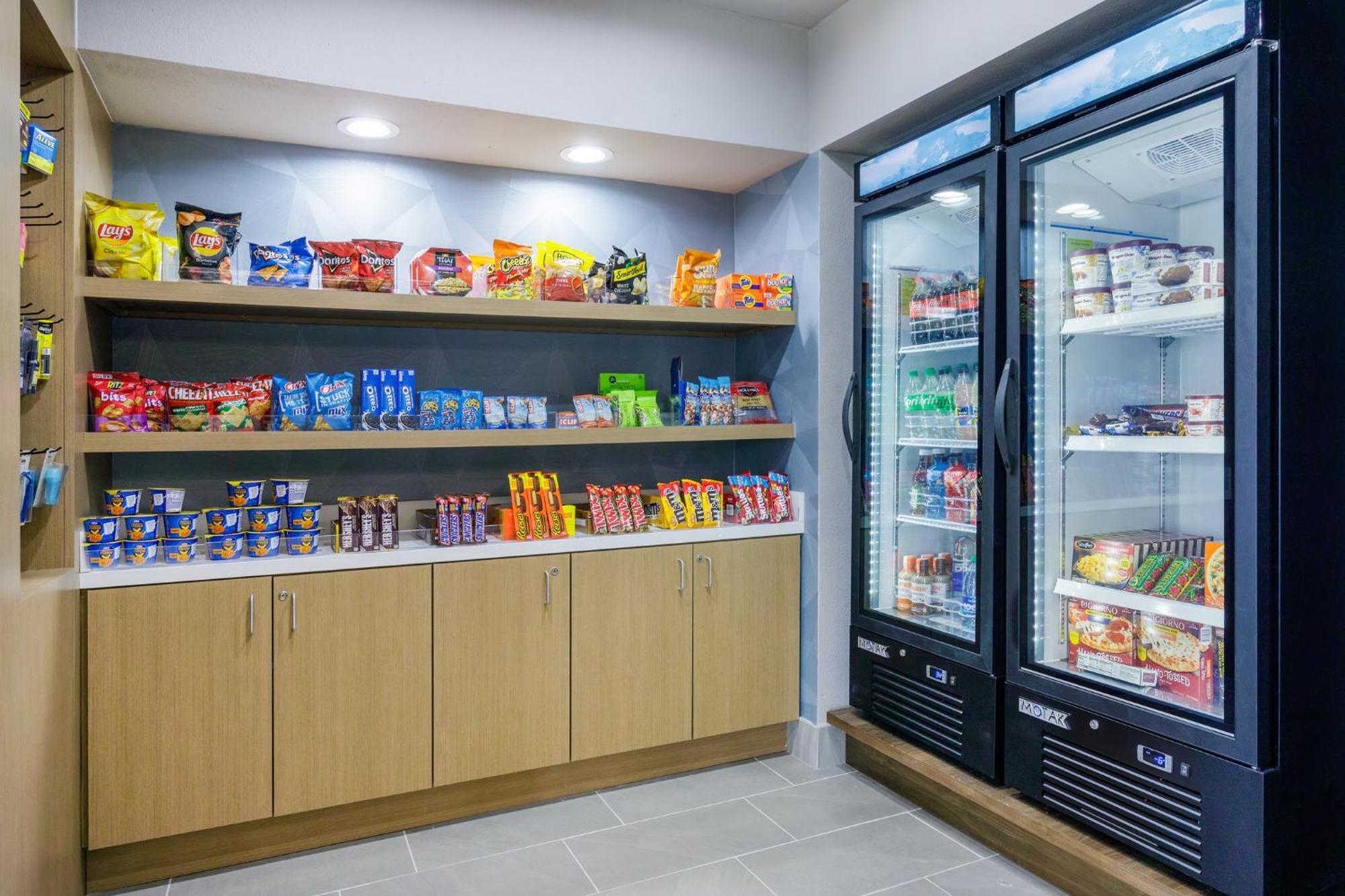 Holiday Inn Express & Suites Tampa Stadium - Airport Area By Ihg Εξωτερικό φωτογραφία